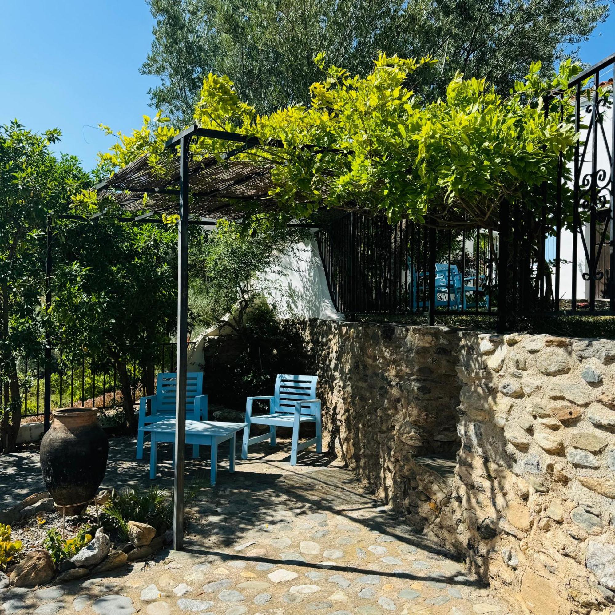 Villa Almond Hill House Orgiva Exterior foto